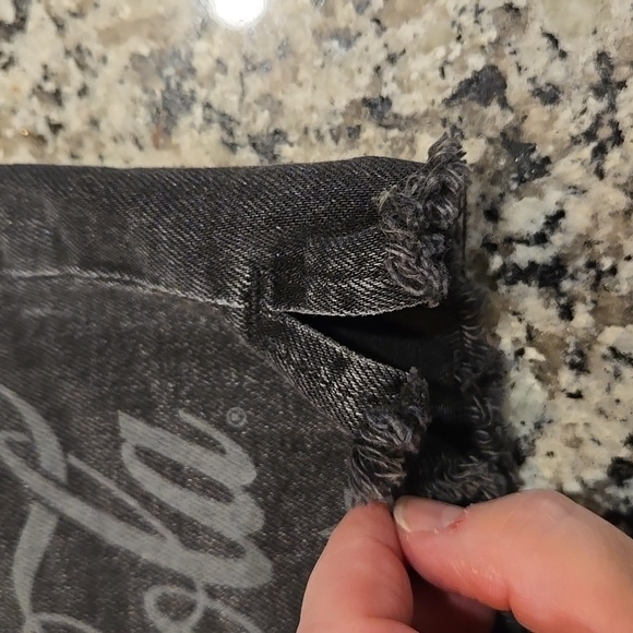 COCA-COLA X LUCKY BRAND HI-RISE MOM SHORT. SIZE 8/29 - Picture 13 of 14